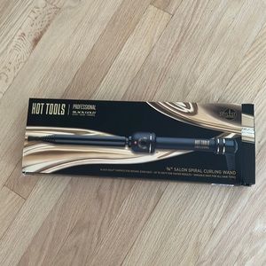 Hot Tools spiral curling wand